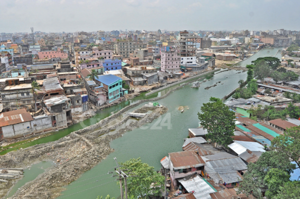 চাক্তাই ও রাজাখালী খালের অবৈধ ১২৬ স্থাপনা উচ্ছেদের নির্দেশ হাইকোর্টের