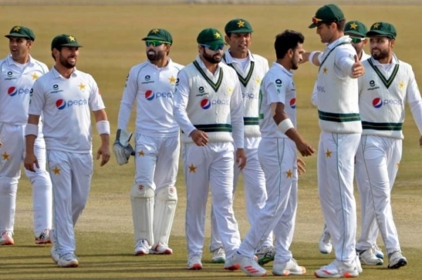 প্রথম টেস্টের জন্য ১২ সদস্যের দল ঘোষণা করল পাকিস্তান