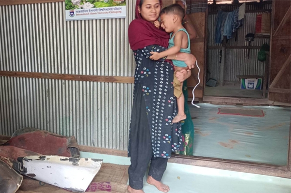 ‘ফেরেশতারা বাঁচিয়েছে আমার ছেলেকে’