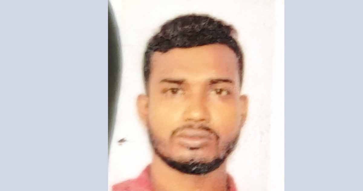 লরির চাকায় পিষ্ট হয়ে প্রাণ গেল মোটরসাইকেল আরোহীর