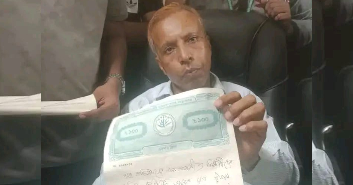 আন্দোলনে যাওয়ায় শিক্ষার্থীদের হুমকি, প্রধান শিক্ষকের পদত্যাগ 