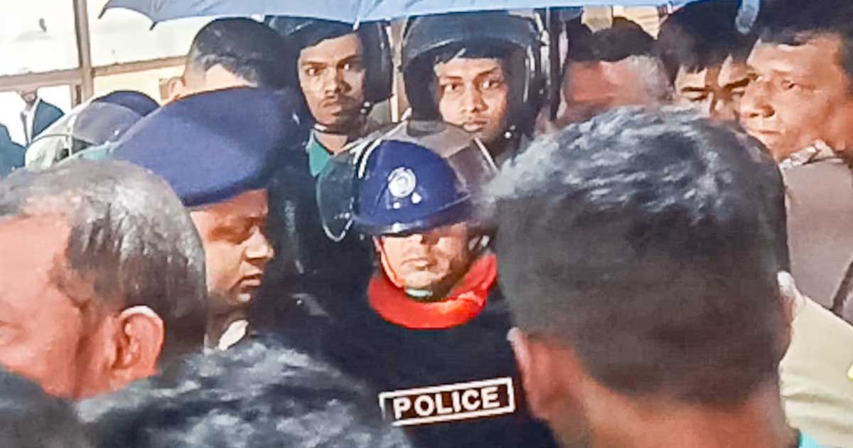 আইনজীবী আলিফ হত্যা মামলা: চিন্ময়সহ ৩৯ আসামির বিরুদ্ধে অভিযোগ গঠন
