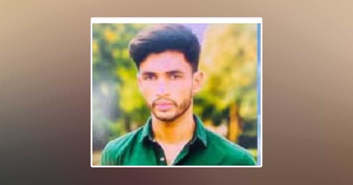 পেকুয়ায় বোটে ওঠার সময় পানিতে পড়ে যুবক নিখোঁজ 