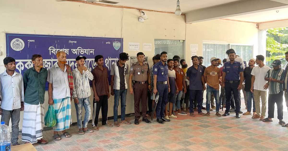  ২৪ ঘণ্টায় চোর-ছিনতাইকারীসহ গ্রেপ্তার ৩০
