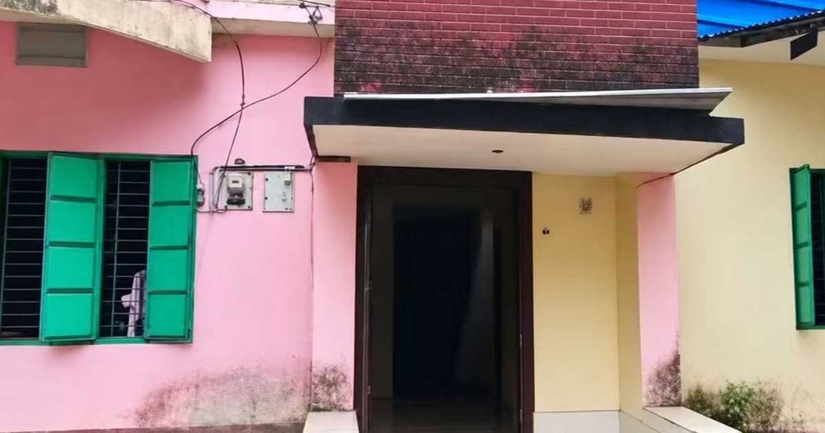 নামাজে বের হওয়ার সময় ডাকাতের হানা, পরিবার জিম্মি করে টাকা-স্বর্ণ লুট