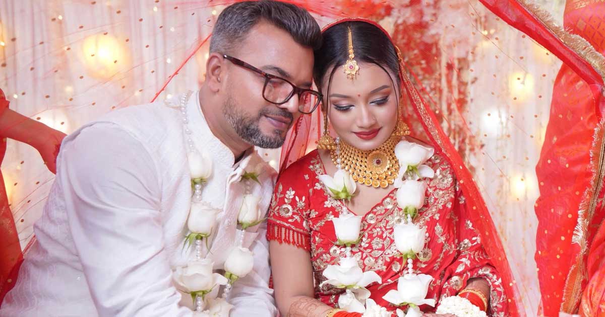 ‘আলহামদুলিল্লাহ’ বলেই বিয়ের খবর জানালেন ইসরাত পায়েল