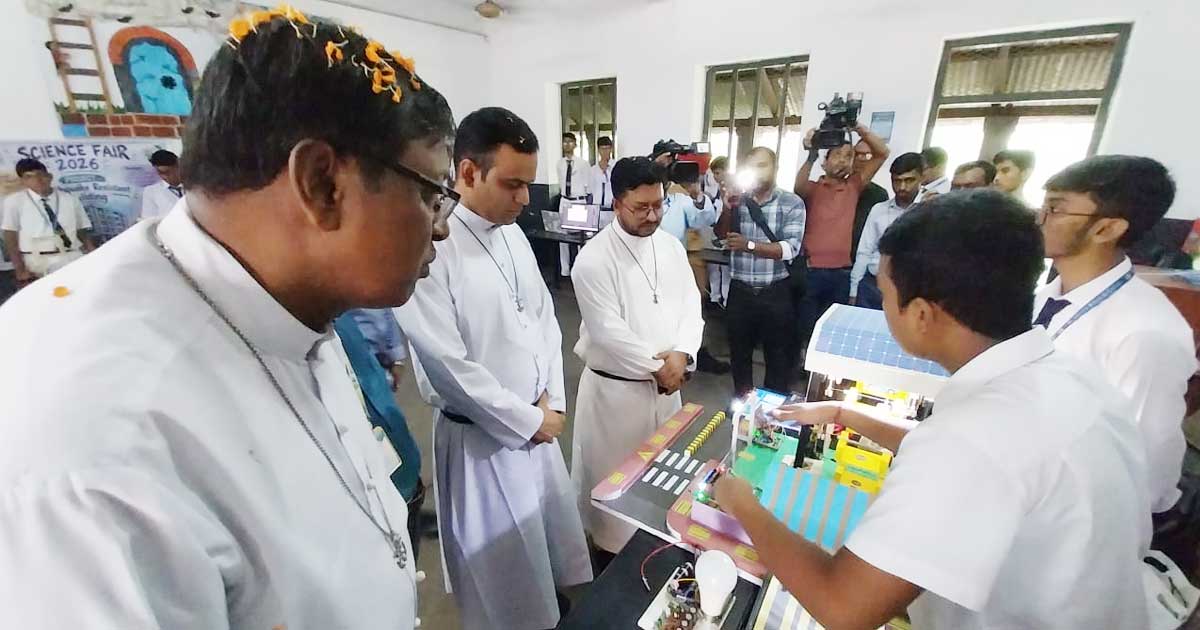 সেন্ট প্ল্যাসিডস স্কুলে নজরুল বর্ষ ও বিজ্ঞান মেলা
