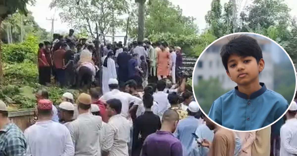 জন্মভূমিতে চিরনিদ্রায় অপ্রতিম, বিচার দাবিতে মহাসড়কে কুবি শিক্ষার্থীরা