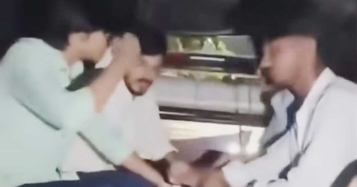 বায়েজিদে শেখ হাসিনার জন্মদিন পালনের অভিযোগে আটক ৭