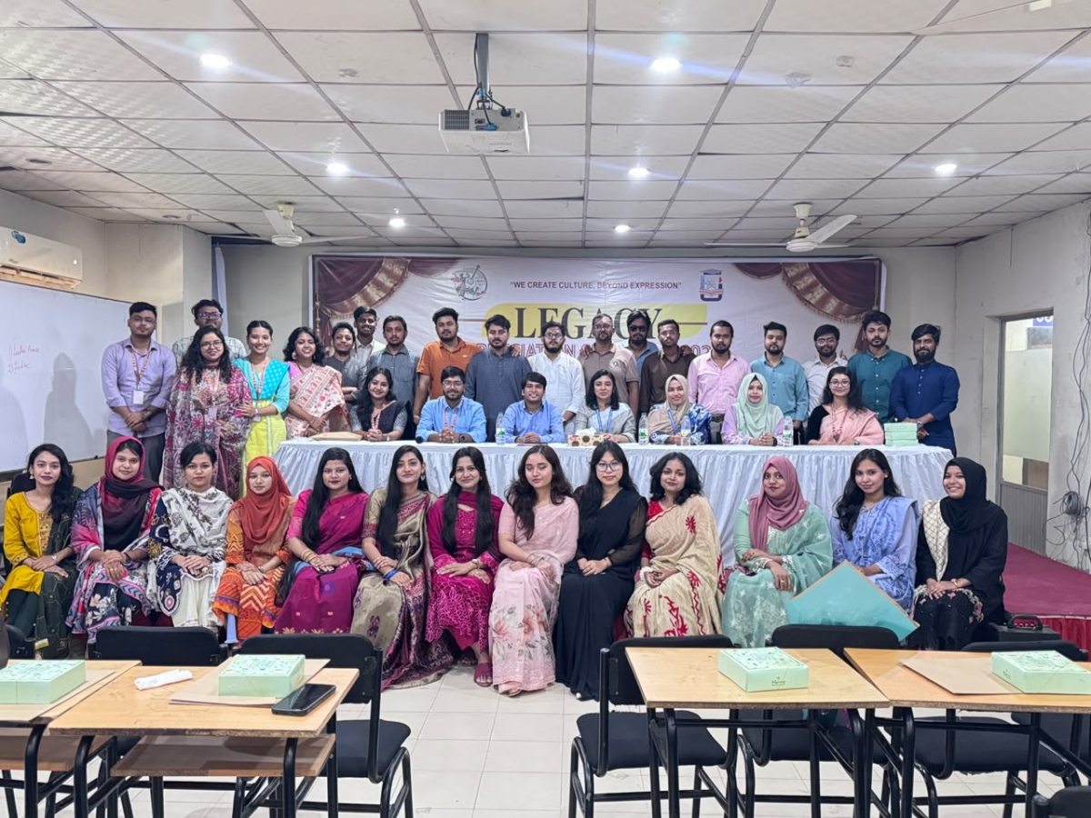 পোর্ট সিটি ইউনিভার্সিটিতে কালচারাল ক্লাবের প্রাক্তন সদস্যদের  সম্মাননা
