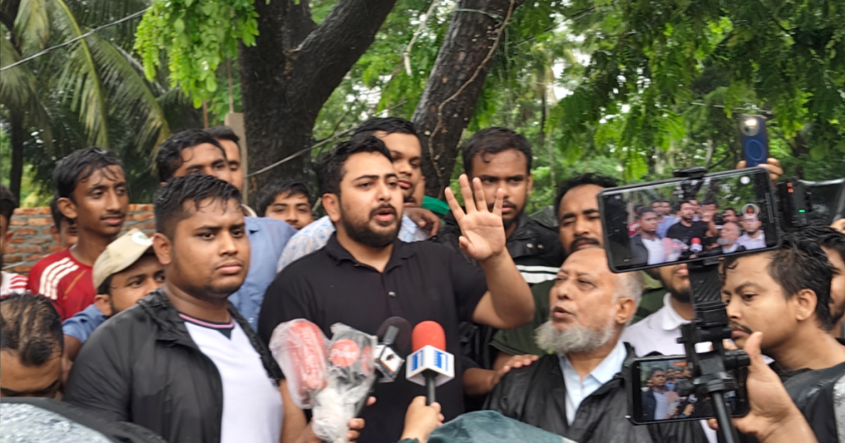 বেড়িবাঁধের বরাদ্দের এক টাকাও দুর্নীতি হতে দেব না : নাহিদ ইসলাম