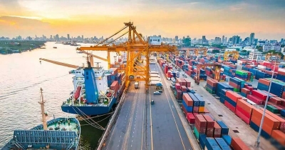 চট্টগ্রাম বন্দরে কর্মবিরতি, স্থবির কার্যক্রম