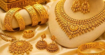 ভরিতে সাড়ে চার হাজার টাকা কমলো স্বর্ণের দাম