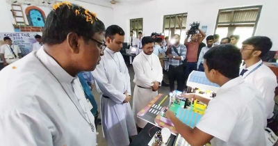 সেন্ট প্ল্যাসিডস স্কুলে নজরুল বর্ষ ও বিজ্ঞান মেলা