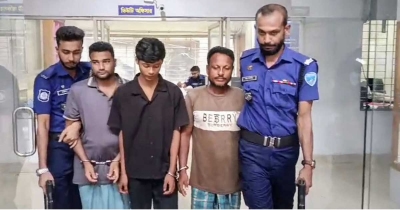 রাউজানে রায়হানের ৩ সহযোগী অস্ত্রসহ গ্রেপ্তার