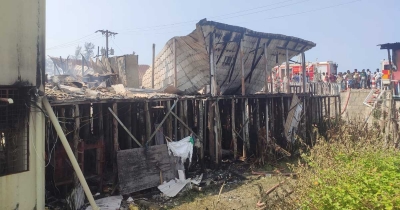 কক্সবাজারের উখিয়ায় রিসোর্টে আগুন, নিহত বেড়ে ৬ কক্সবাজারের উখিয়ায় রিসোর্টে আগুন, নিহত বেড়ে ৬