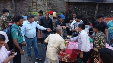 জিইসি ফ্লাইওভারের নিচে অবৈধ দোকান, পুলিশের কাছে সোপর্দ ৩ জিইসি ফ্লাইওভারের নিচে অবৈধ দোকান, পুলিশের কাছে সোপর্দ ৩