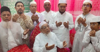 সাঙ্গ হলো মাইজভাণ্ডারি মিলনমেলা, আখেরি মোনাজাতে ঢল সাঙ্গ হলো মাইজভাণ্ডারি মিলনমেলা, আখেরি মোনাজাতে ঢল