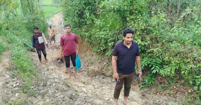 ৩৫ বছরেও সংস্কার হয়নি পুটিবিলা আশ্রয়ণ প্রকল্প সড়ক, দুর্ভোগে ১০ হাজার মানুষ
