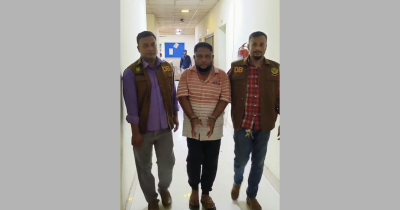বাসের হাইড্রোলিক জ্যাকের ভেতর ২৮ হাজার ইয়াবা, ধরা পড়লেন যাত্রী