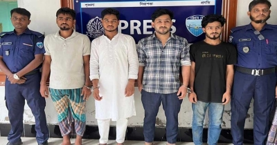 সাতকানিয়ায় বাস-সিএনজি সংঘর্ষে বাবা-মেয়ের মৃত্যু, গ্রেপ্তার ৪ সাতকানিয়ায় বাস-সিএনজি সংঘর্ষে বাবা-মেয়ের মৃত্যু, গ্রেপ্তার ৪