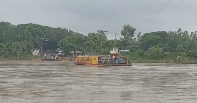 পানি কমতেই চালু চন্দ্রঘোনা-রাইখালী ফেরি