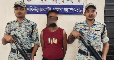 রোহিঙ্গা ক্যাম্পে ওয়ান শুটারগানসহ যুবক গ্রেপ্তার