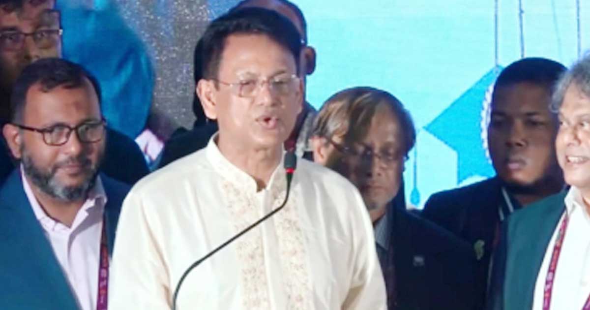 ‘উচ্চশিক্ষা দিয়ে শুধু বেকারত্ব বাড়ানো যাবে না, কারিগরিতে জোর দিচ্ছে সরকার’