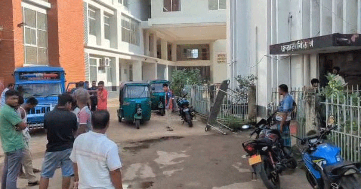 রাঙামাটিতে মায়ের দা’র কোপে প্রাণ গেল নেশাগ্রস্ত ছেলের